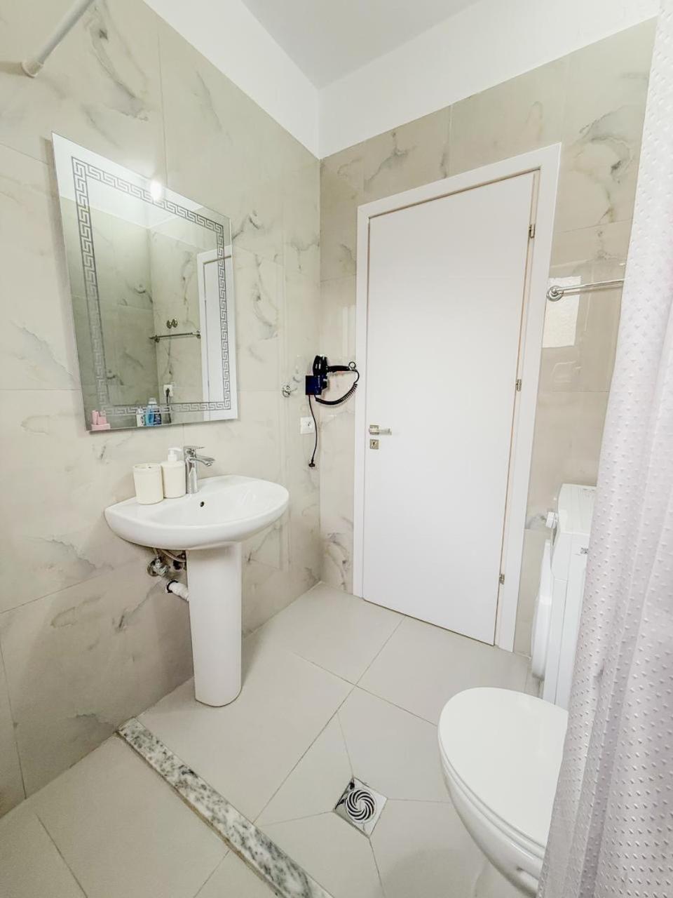 Odore Di Mare Apartments Sarandë Eksteriør bilde